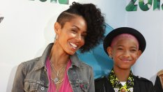 Джейда Пинкет-Смит ще прави дует с дъщеря си