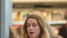 Амбър Хърд се появи без грим