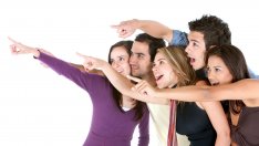 Общуването в пубертета ни прави по-щастливи възрастни