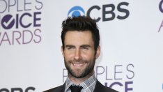 Адам Лавин паднал на две колене пред Бехати по грешка