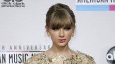 Тейлър Суифт лъже за връзката си с Хари Стайлс