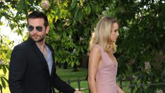 Брадли Купър настани гаджето си Суки в дома на майка си