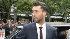 Адам Лавин планира две сватби