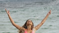 Вредна ли е солената вода за косата