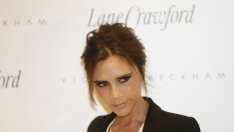 Виктория Бекъм и авторката на „Хари Потър“ се борят за децата във военните зони