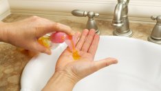 Течните сапуни са в основата на епидемията от кожни заболявания