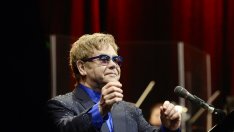 Елтън Джон: „Ще взема бившия на Майли. Той е  прекрасен!“