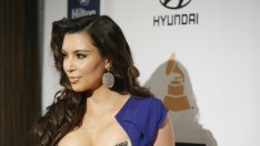 Сестрата на Ким Кардашян я кара да излиза с Кени