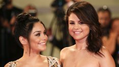 Приятелите на Селена бесни, че пак е с Бийбър