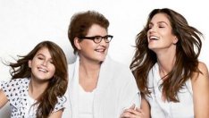 Синди Крауфорд се снима с майка си и дъщеря си (видео)