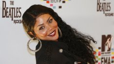 Лил Ким поиска от феновете си да купят подарък на бебето ѝ