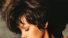 Уитни Хюстън била изнасилена от братовчедка?