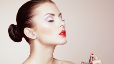 Цитрус или цветя – парфюмът може да ви подмлади