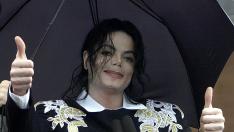 Животът на Майкъл Джаксън: Какво се е случвало зад вратите на Невърленд?