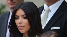 Ким Кардашян зализа дъщеря си с гел