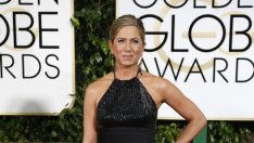 Дженифър Анистън иска да бъде стилна като Лупита Нионго