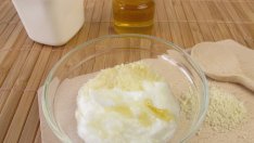 Бързо и лесно: Ефикасни маски за лице с мед