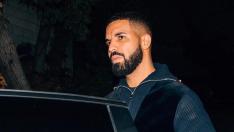 Дрейк показа частния си самолет