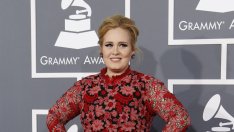 Адел отрича да е разделена с половинката си