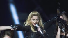 Мадона отново вбеси фенове във Франция