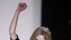 Аврил се бие с жена, гаджето й влиза в болница