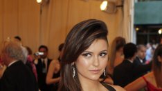 Героинята на Нина Добрев умира в „Дневниците на вампира“