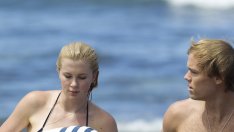 Айрланд Болдуин запозна гаджето си с баща си виртуално