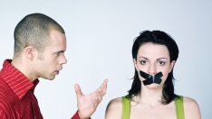 Червени флагчета в началото на една връзка