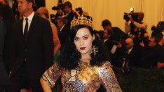 Приятелите на Кейти Пери искат Патинсън за нейно гадже