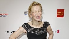 Къртни още не може да забрави Кърт. Ще прави филм за него!