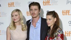 Кирстен Дънст откри любовта в лицето на колега-красавец