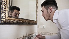 Защо си говорите сами?