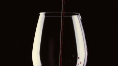 Доказано: Чаша вино пази от депресия