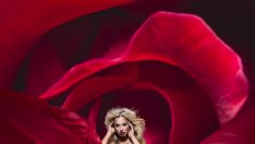 Кога жените обличат червено