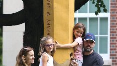 Дженифър Гарнър и Бен Афлек се правят на щастливо семейство