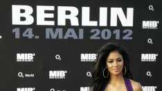 Как да имате корем като на Никол Шерцингер