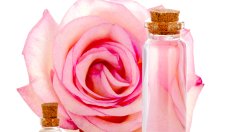 За по-здрава и гладка кожа – розова вода