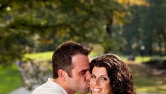 Как да показвате привързаността си на публично място