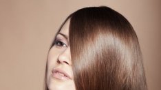 Жените прекарват десет дена годишно в грижа по визията на косата си