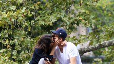 Мила и Аштън показаха на Ню Йорк любовта си