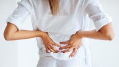 Премахнете болките в гърба с йога (видео)