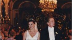 Катрин Зита-Джоунс поздрави Майкъл за 17-ата им годишнина