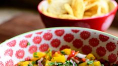 Салца с праскови