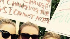 Адел организира второ моминско парти на Дженифър