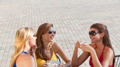 Как приятелките ви могат да ви помогнат да отслабнете