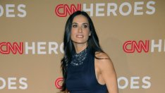 Деми Мур ще пише автобиография