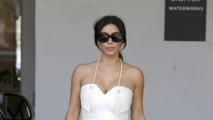 Ким вдигна моминско парти