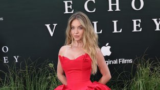 Любов в рая – Сидни Суини и новото ѝ гадже Скутър Браун разгорещиха мрежата с гореща фотосесия