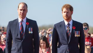 Напрежение в кралското семейство - Принц Хари може да загуби титлата си подобно на принц Андрю