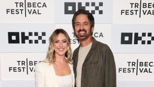 Семейна приказка – Звездата от „Всички обичат Реймънд“ Рей Романо ще става дядо